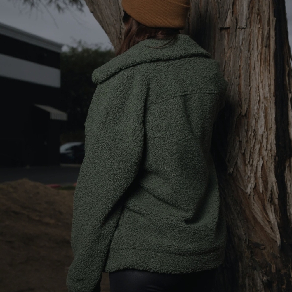 DIXXON Camel Sherpa Jacket - Picture 11 of 11